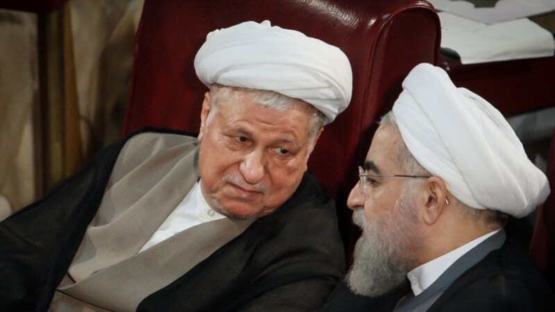 دفاع رفسنجانی از دولت روحانی و هشدار به «افراطی‌ها» در مورد انتخابات