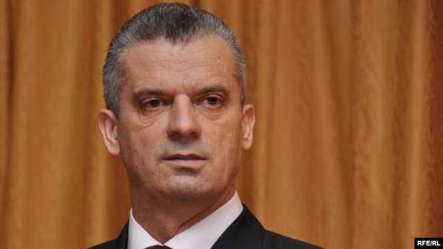 Fahrudin Radončić, Fotografije: Midhat Poturović