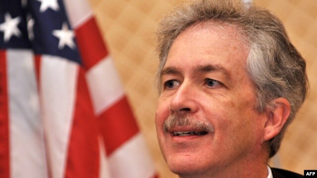 Zëvendëssekretari amerikan i shtetit , William Burns. 