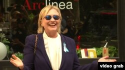 Кандидат в президенты США от Демократической партии Хиллари Клинтон на кадре из видеозаписи, сделанной после памятного мероприятия в годовщину терактов 11 сентября 2001 года в Нью-Йорке. 11 сентября 2016 года.
