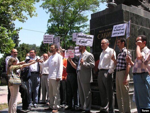 Jurnalistlərin etiraz aksiyası, 14 iyun 2007
