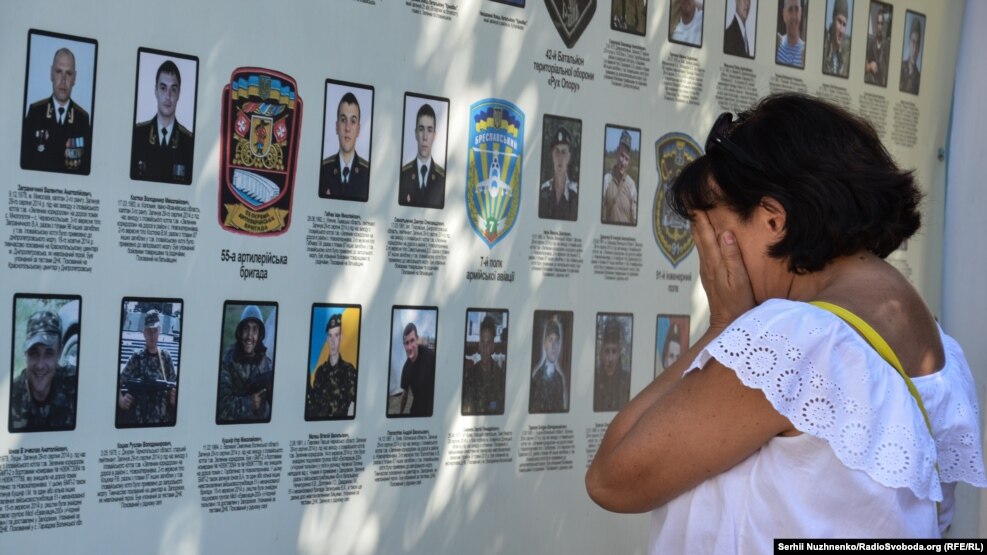 03697A05-6C25-49EB-AE15-15BE6E1556B8_w98