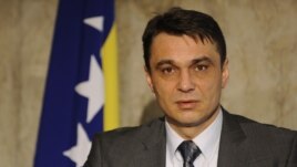 Sadik Ahmetović