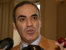 Russia - Garry Kasparov, leader of the Other Russia speking to journalists at 'Democracy and Security' conference in Prague, 05Jun2007