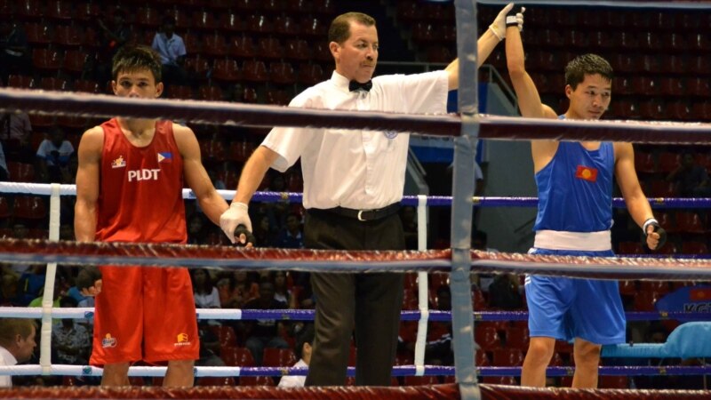 Азат Усеналиев вышел в полуфинал чемпионата Азии по боксу в Таиланде 