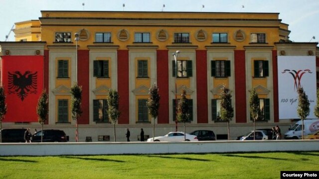 Tiranë