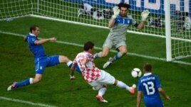 Зараз буде гол Манджукича… 14 червня 2012 року