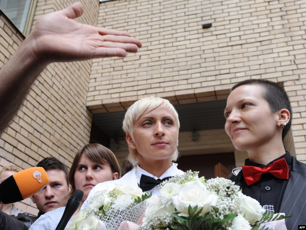 Marriage Russian Lesbian Couple Irina 111