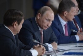 Владимир Путин на заседании президиума Госсовета в Ялте