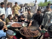 Afghans in Jalalabad celebrating Norouz in March (RFE)