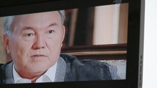 Кадр из фильма «Нурсултан. Большая игра президента». Снимок с экрана телевизора. Астана, 6 июля 2010 года.