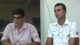 Зампред «Национального комитета езидов» Сашик Султанян (справа) и глава «Национального езидского объединения “Синджар”» Борис Мурази, Ереван, 13 августа 2014 г.