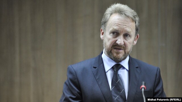 Bakir Izetbegović