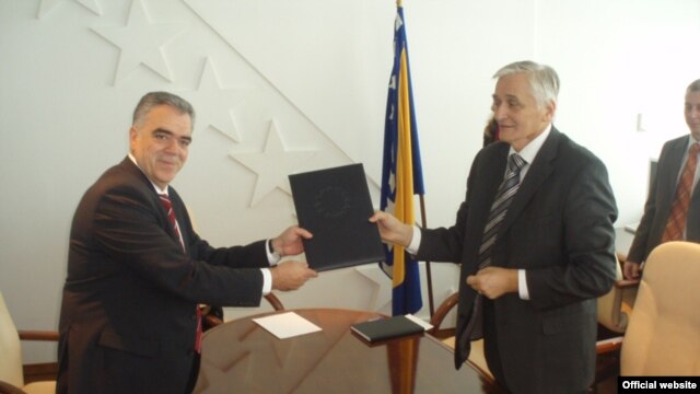 Predavanje izvještaja EK o napretku BiH u 2009.
