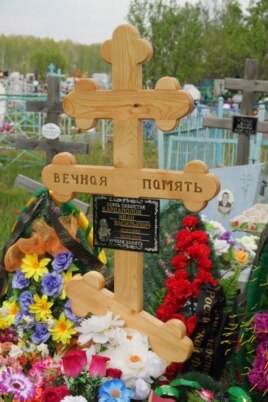 Могила Ивана Кардаполова в Челябинской области
