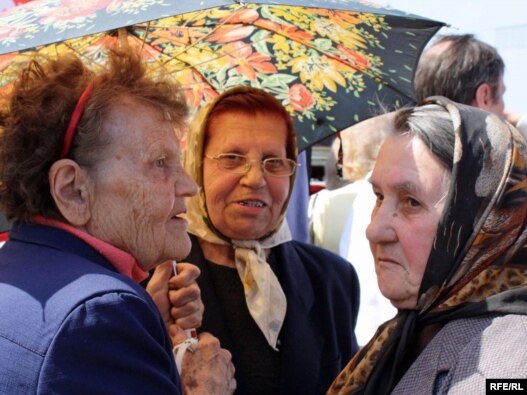 Moldovan women at a Communist-organized demonstration in Chisinau on May 1
