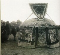A traditional Nogai camp around 1920 (courtesy photo)