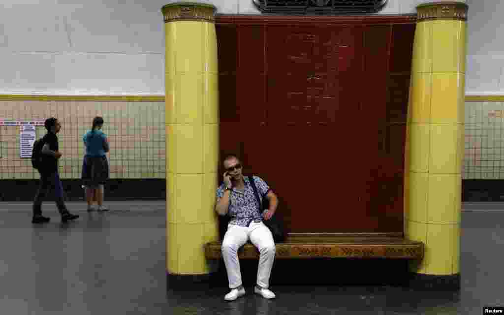 The Moscow metro also boasts interesting benches and seats.