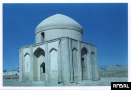 آرامگاه امیر علی شیر نوایی در شهر هرات