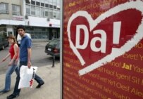 A pro-indendence poster in Podgorica (file photo) (epa)