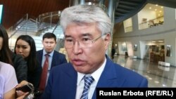 Мәдениет және спорт министрі Арыстанбек Мұхамедиұлының халыққа есеп беру шарасы. Алматы, 23 мамыр 2016 жыл.