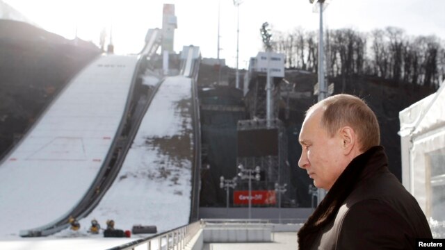 Preşedintele Vladimir Putin în inspecţie la complexul "Russkie gorki", Soci, 06 februariei 2013