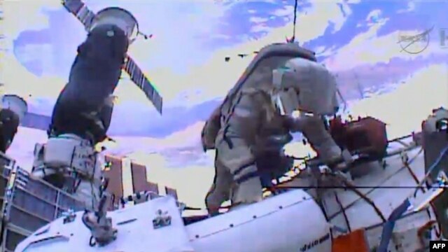 0E0CE396-2BAB-46B2-8D0F-A730370FD0AB_w64