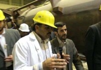 President Mahmud Ahmadinejad (right) visiting Bushehr last year (Fars)