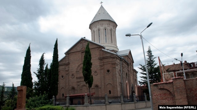 Թբիլիսիի Սուրբ Էջմիածին հայկական եկեղեցին