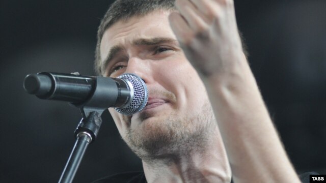 Rapper Noize MC performs at a June 2006 concert in Moscow.