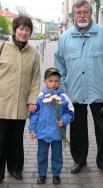 Dilara, Yegor, and Leonid (left to right) during today's ceremonies (RFE/RL)
