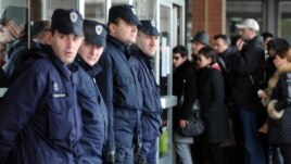 Sud na dan izricanja presude za ubistvo Brisa Tatona, 2011.