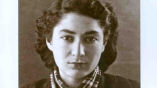 Azerbaijan - A sister of Azeri author Anvar Mammadkhanli Arifa Mammadkhanli