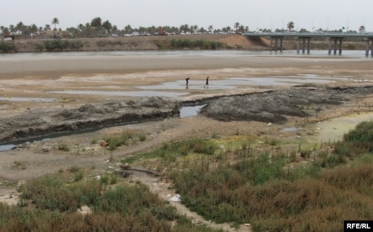 The low level of water in the Euphrates river is cause for concern.