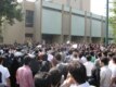 تظاهرات دانشجویان معترض در دانشگاه تهران  در روز دوشنبه ۱۶ مهر ۱۳۸۶ علیه سخنرانی محمود احمدی نژاد