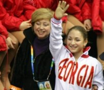 Elene Gedevanishvili and coach Yelena Vodorezova during the Turin Games (ITAR-TASS)