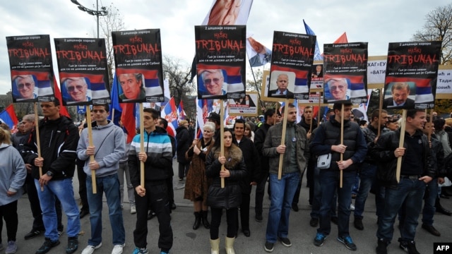 Protest desničara u Beogradu povodom presude zapovednicima OVK, 30. novembra 2012.