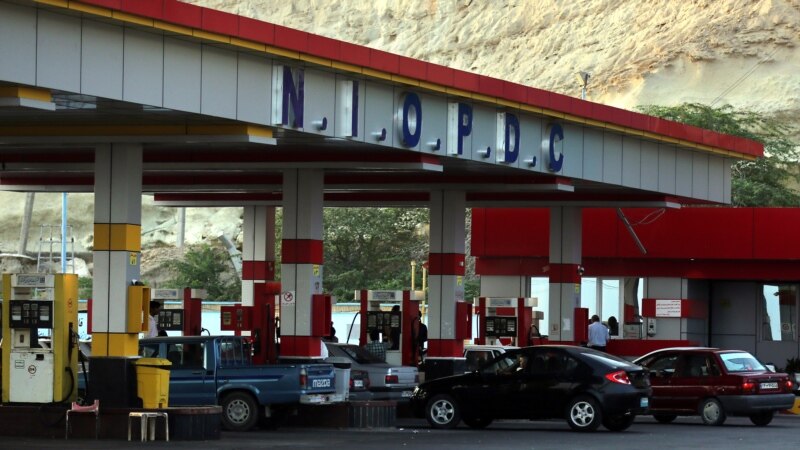 «صدور مجوز ساخت ۲۰۰ پمپ بنزین» در ایران برای شل و توتال
