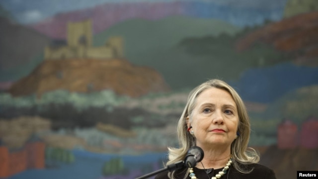 U.S. Secretary of State Hillary Clinton is calling for changes in the leadership of Syria's opposition.
