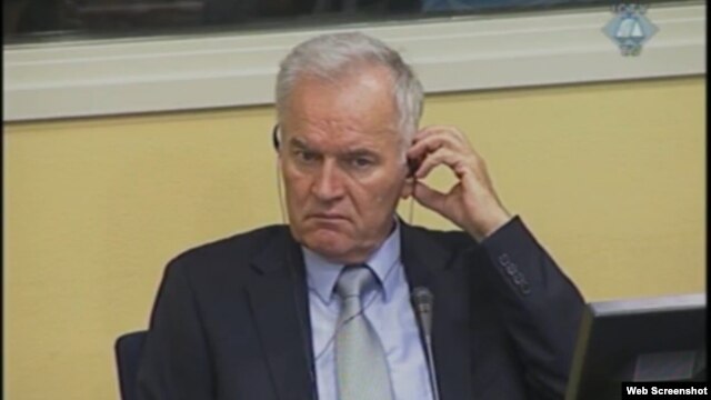 Ratko Mladić na suđenju u Hagu, 21. kolovoz 2012.