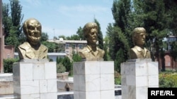 The monuments in question