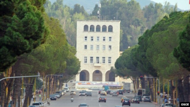 Tiranë