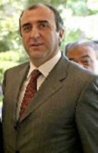 Azeri Foreign Minister Elmar Mammadyarov (pictured) met his Armenian counterpart, Vardan Oskanian, in London (file) (epa)