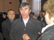 Қоғамдық қорғаушы Жасарал Қуанышалин залдағы орындарды айыпкерлердің сыртта қалған туыстарына босатуды талап етті