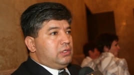 Former Kyrgyz Social Protection Minister Ravshan Sabirov (file photo)
