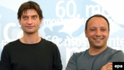 Iraqi Kurdish director Hiner Saleem (right) and actor Yvan Franek promoting their film "Vodka Lemon"