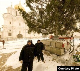 Uzbek migrant workers in Moscow