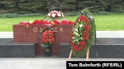 Although the Odesa monument at Moscow's memorial to the Soviet Union's 12 'Hero Cities" of World War II is festooned with flowers ahead of anniversary celebrations, no floral tribute has been laid at the monument to Kyiv, the other Ukrainian city on the list.