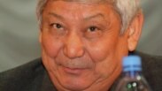 Президент национальной компании "КазМунайГаз" Ляззат Киинов. Актау, 24 декабря 2011 года.