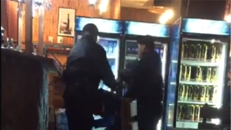 По факту «драки» в кафе в Павлодаре арестованы сотрудники охранной фирмы